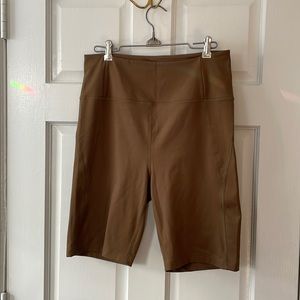 Girlfriend Collective Bike Short XL in Spruce